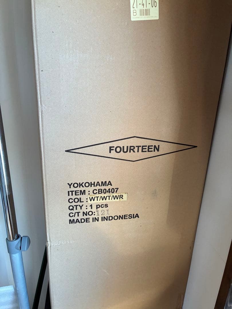 FOURTEEN キャディバッグ ホワイト/ブラック