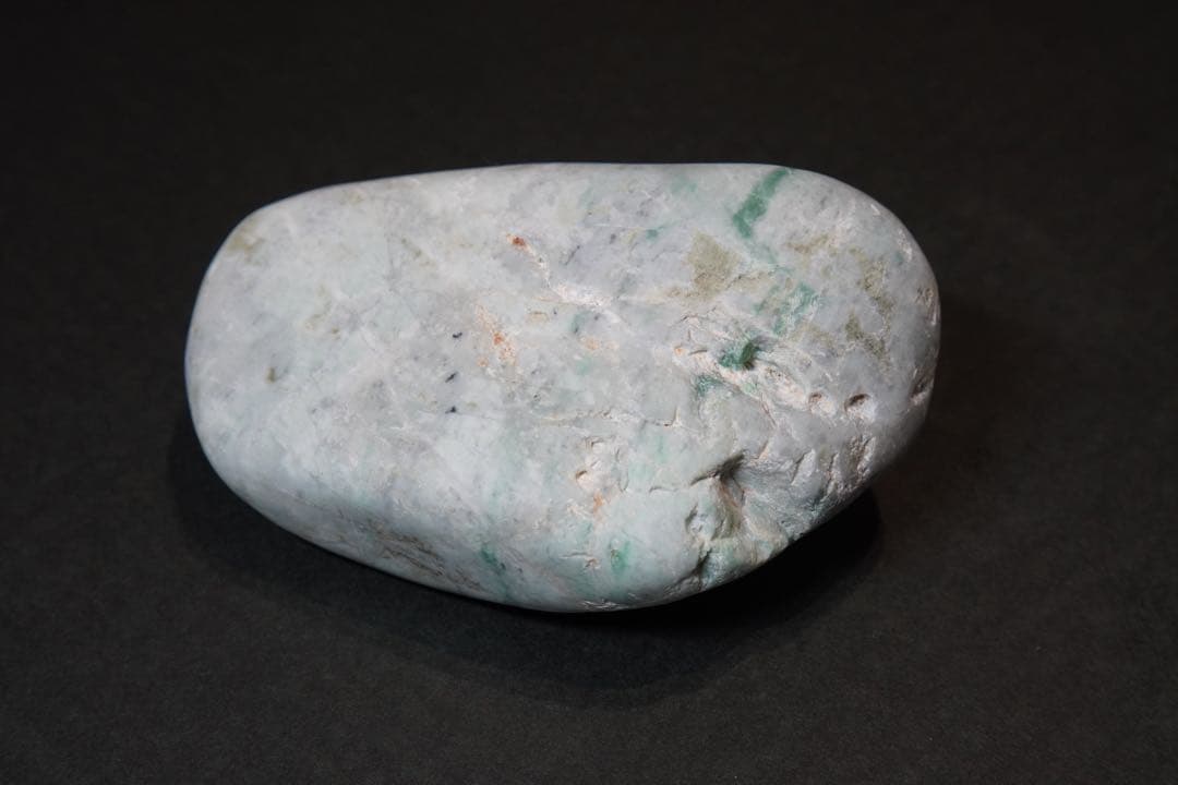 糸魚川翡翠 ヒスイ 原石 海石 347g