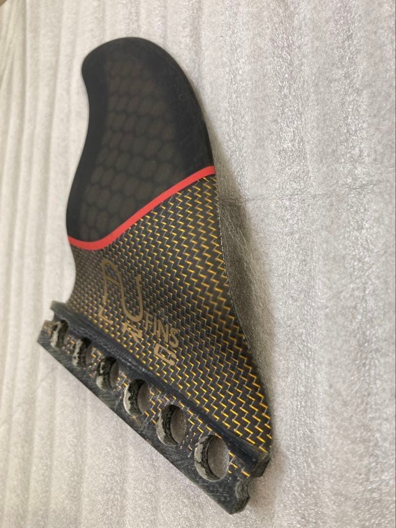 超軽量 AU FINS LFC トライフィンセット 新品未使用　訳あり！