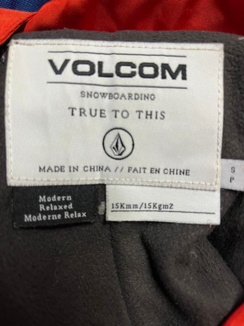 VOLCOM スノーボードウエア　パンツ　キッズ　Sサイズ