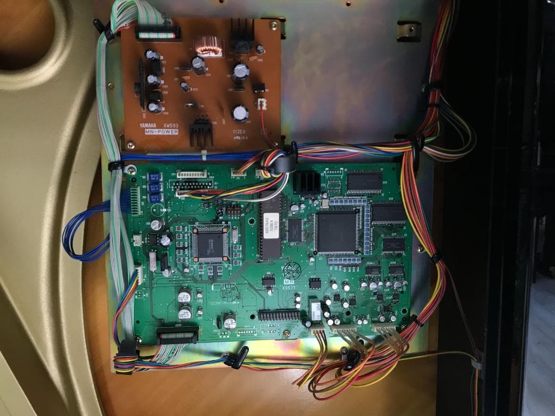 ★65007【アップライトピアノ】YAMAHA　YU30SB