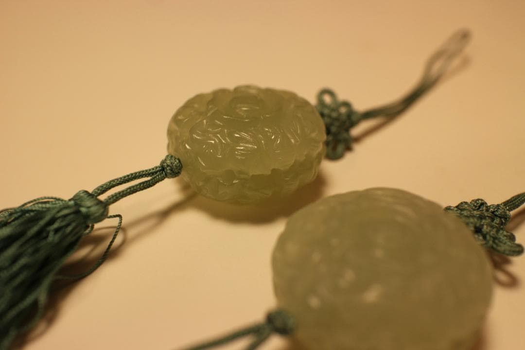 時代青い房飾り付き玉石製ペンダント2点　唐物掛軸茶道具古美術中国