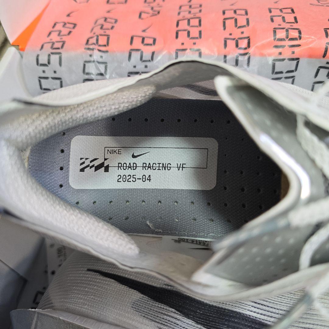 NIKE ZOOMX VAPORFLY NEXT％　ヴェイパーフライ