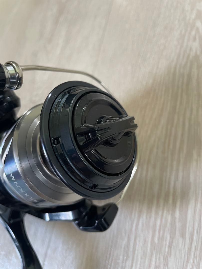 SHIMANO 24STRADIC SW 6000HG スピニングリール