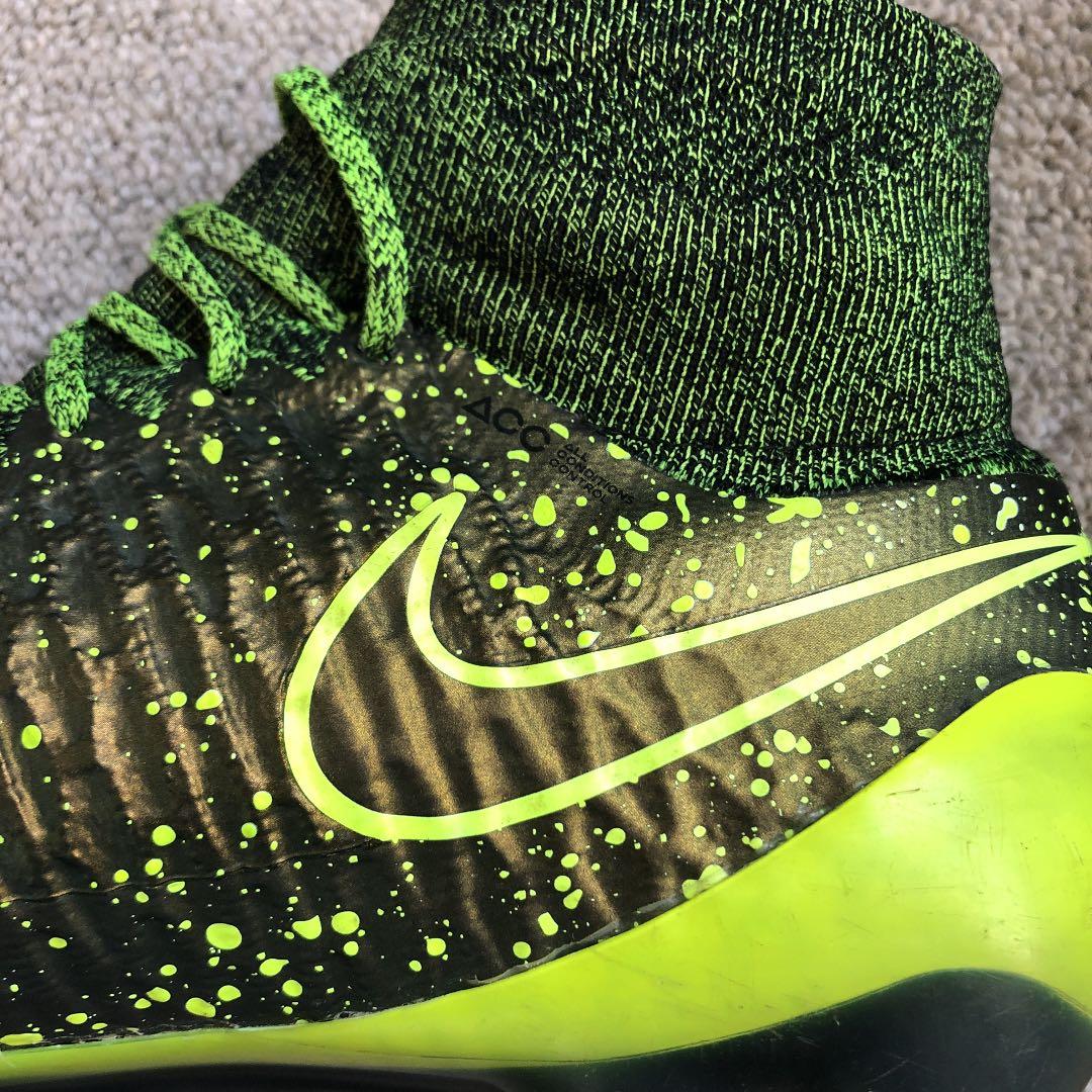 NIKE MAGISTA OPUS SG ナイキマジスタオーパスSG