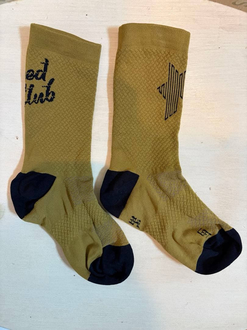 ピンクの猫　ASSOS 限定2024SPEED CLUBジャージ