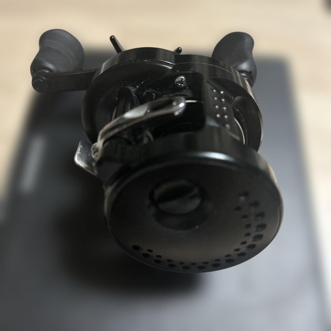 SHIMANO 15カルカッタコンクエスト300