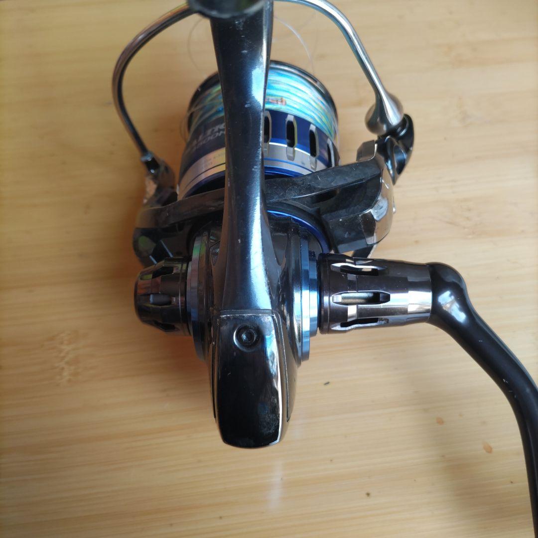 値下げしましたDAIWA 15ソルティガ 4500H スピニングリール