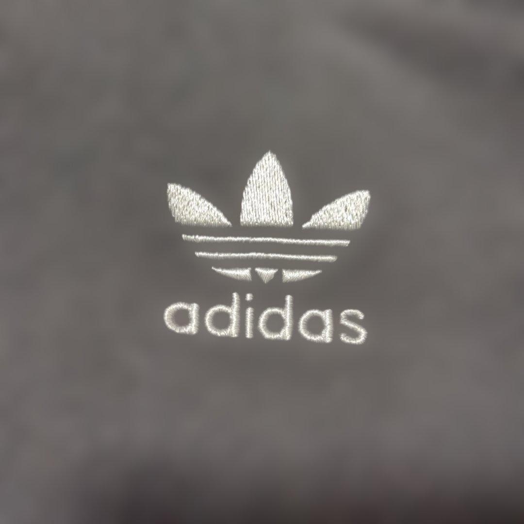 adidas フード付きフリースジャージ上下セット 黒