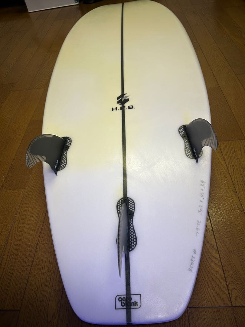HFB P3 ハンナファーム　サーフボード　中古　EPS