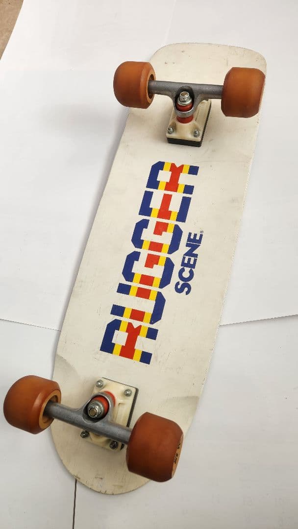 スケートボード　SCENE　おそらく展示品　中古