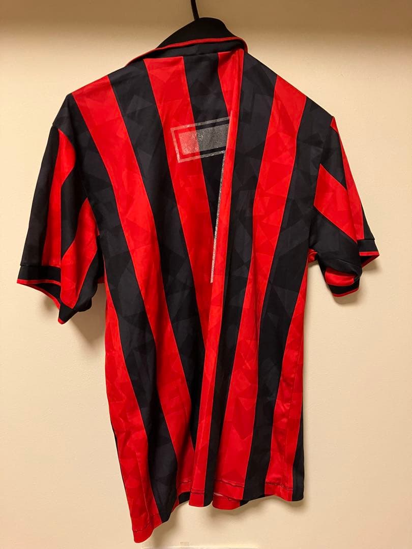 送料無料Lotto ACミランユニフォームセリエA