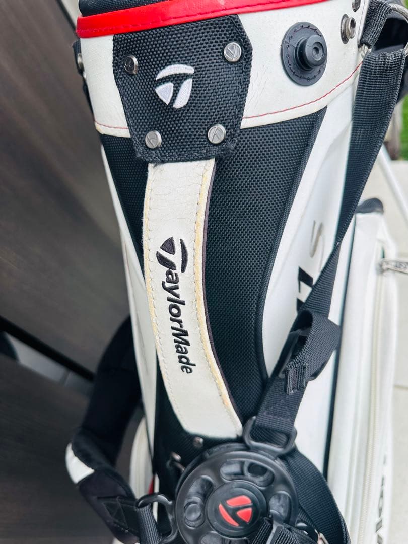 TaylorMade スタンドキャディバッグ