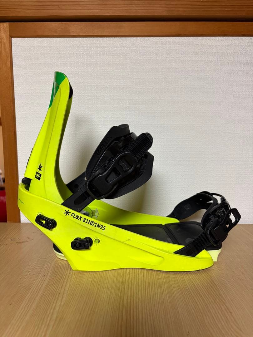 FLUX XF Lサイズ　ネオンイエロー