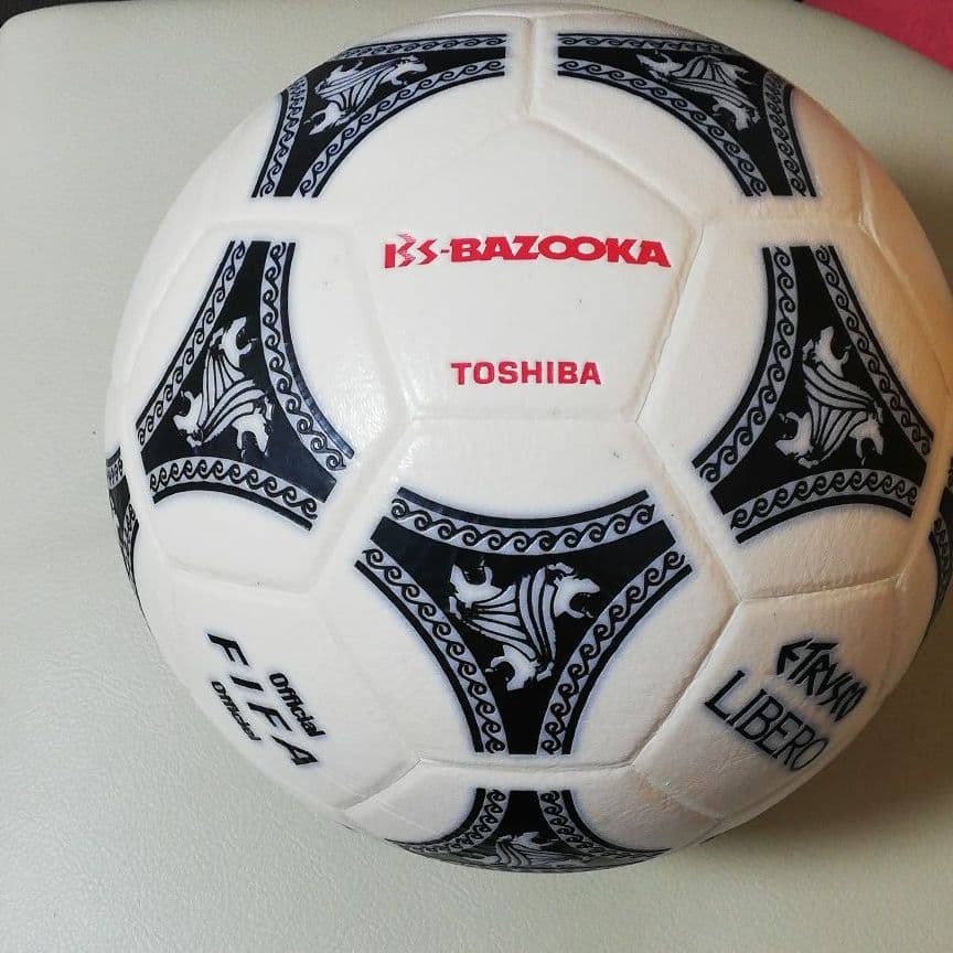 FIFA Official モルテン　サッカーボール（汚れあり）