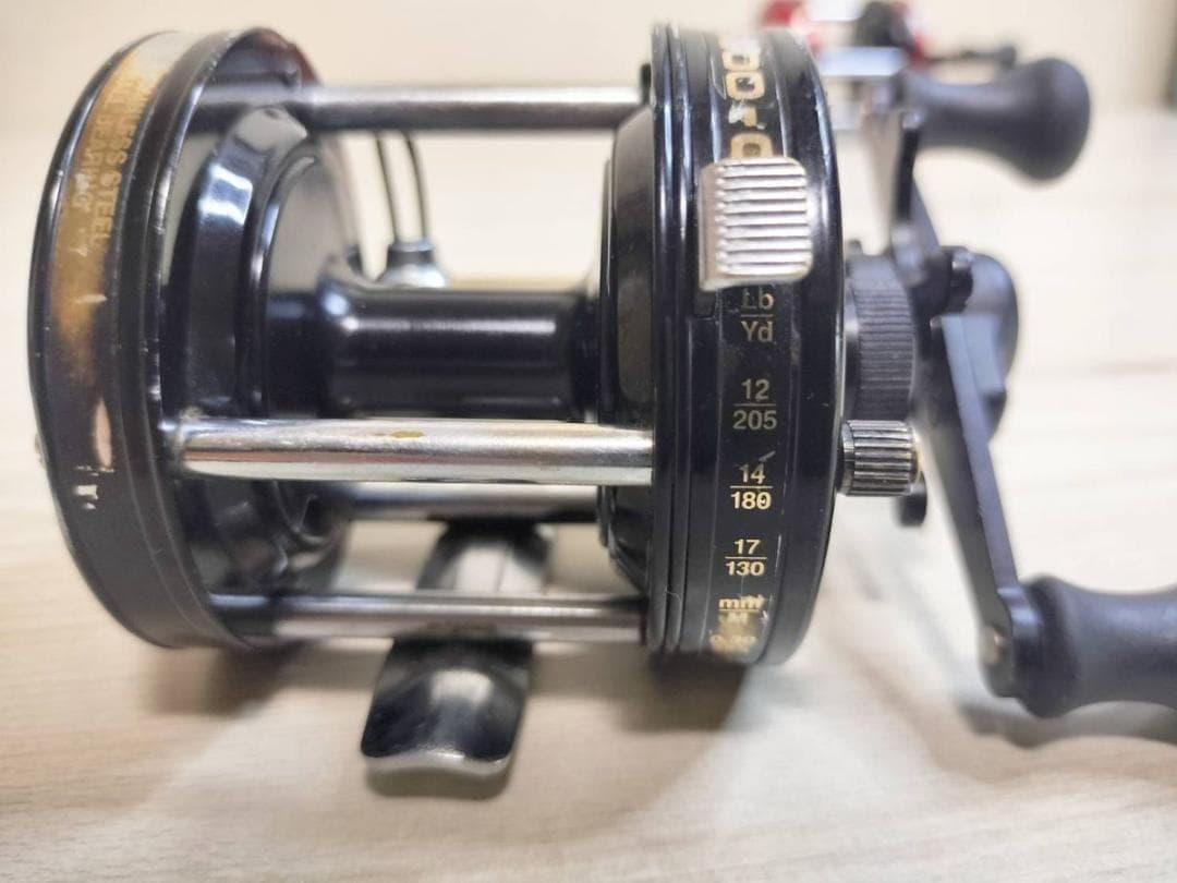 アブガルシア　アンバサダー5000C　ビンテージ　リール abu 　ブラック