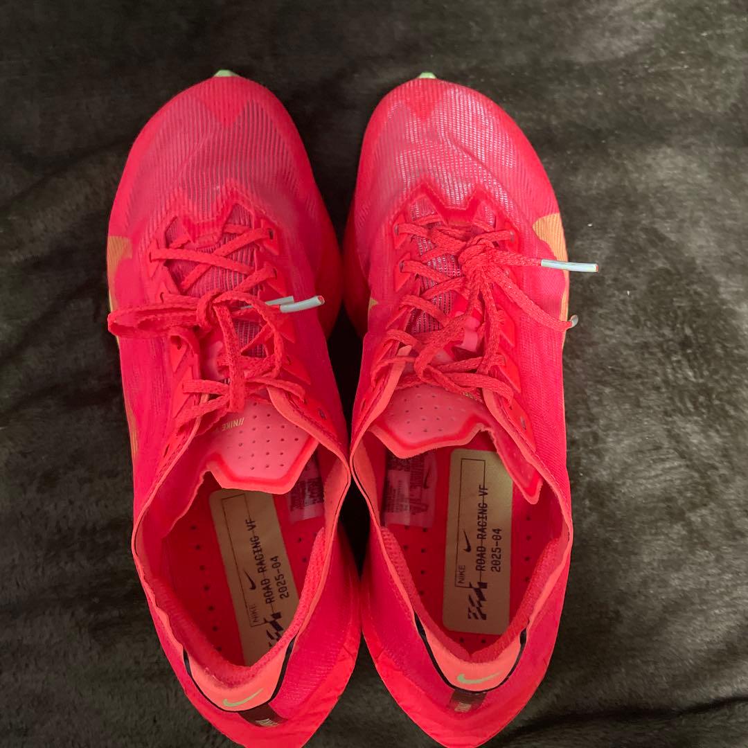 NIKE ヴェーパーフライ4 26.5cm