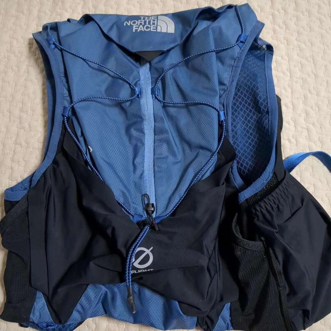 試着のみ　THE NORTH FACE TR10 ベスト