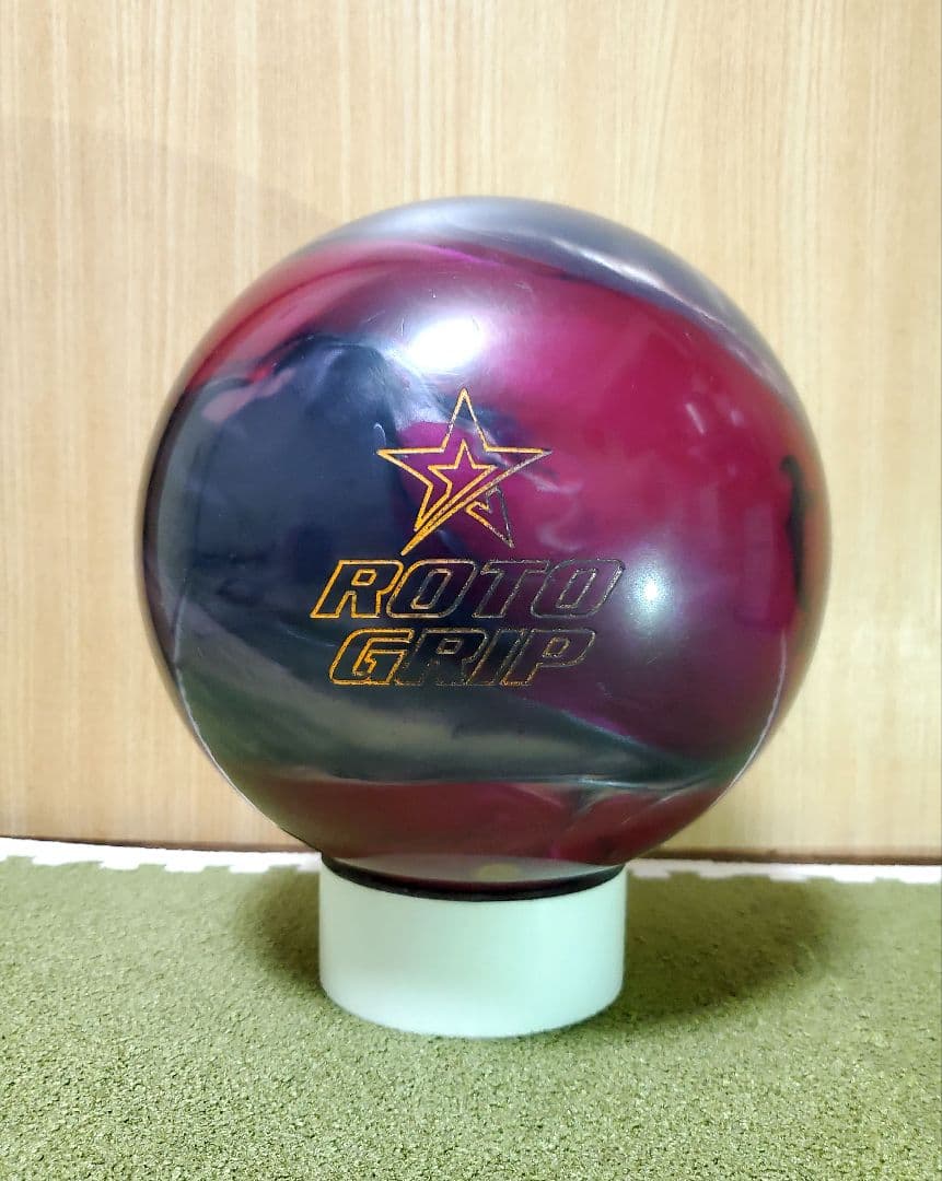 ひ*ん様 Roto Grip Attention Star ボウリングボール 1