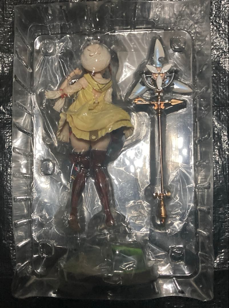ライザのアトリエ　ライザリン・シュタウト　 1／7スケール　フィギュア