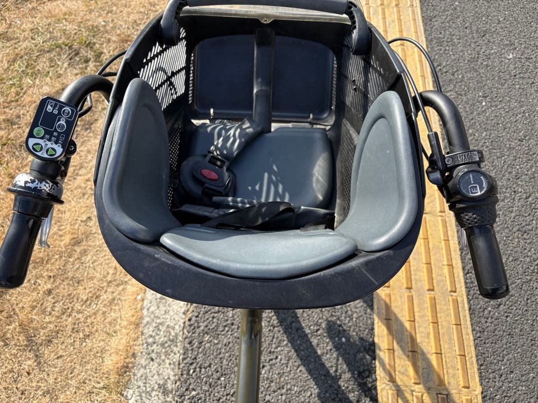 中古20㌅YAMAHA電動アシスト自転車　8.9Ah 大阪　033