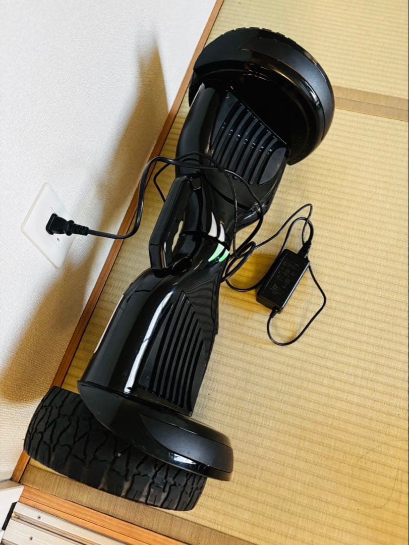 ☆光る・Bluetoothで音楽も☆ 電動スケボー LEDライト付き　ブラック