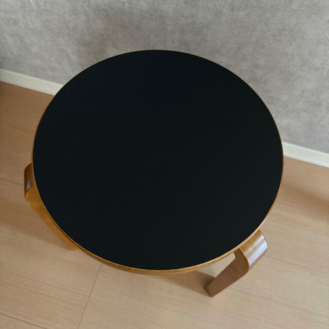 artek スツール60 ハニーステイン ブラック