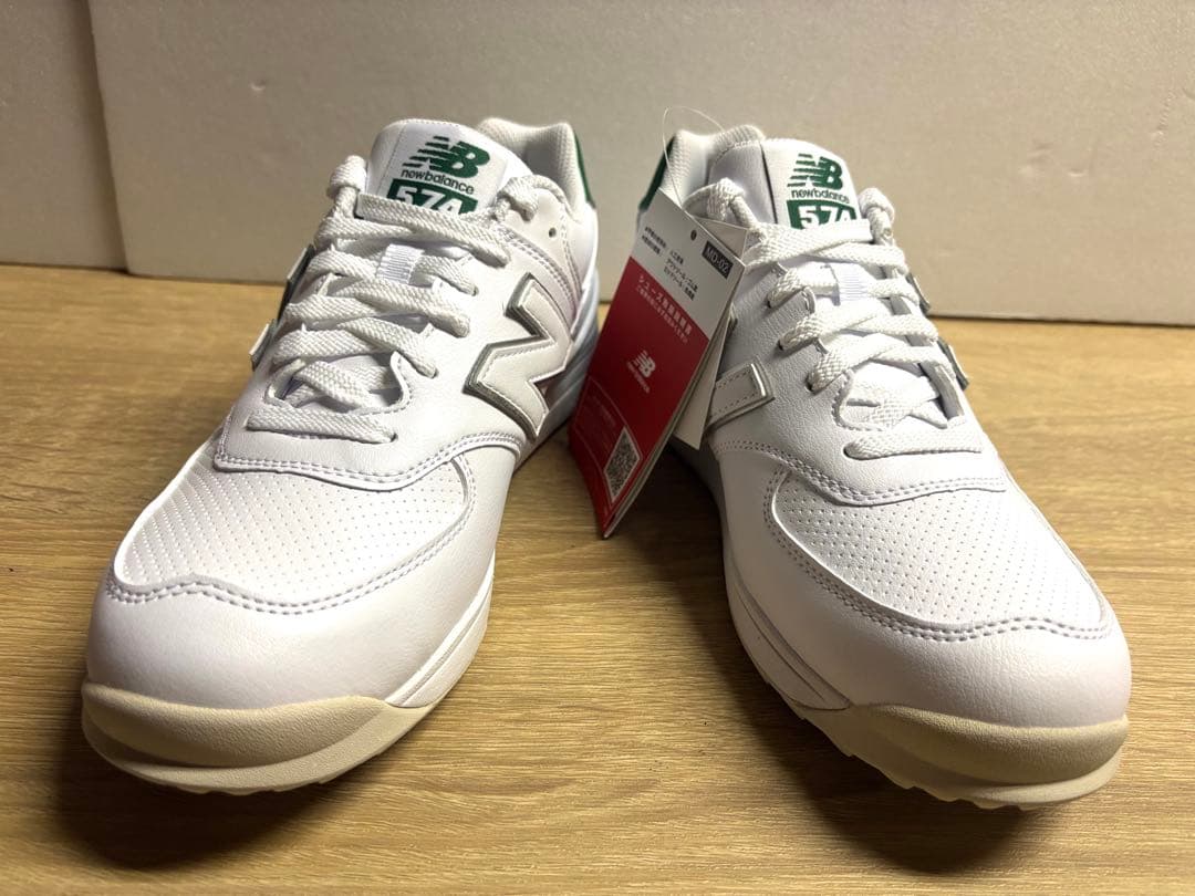 未使用 25cm 2Eニューバランスゴルフシューズ UGS574J3ホワイト