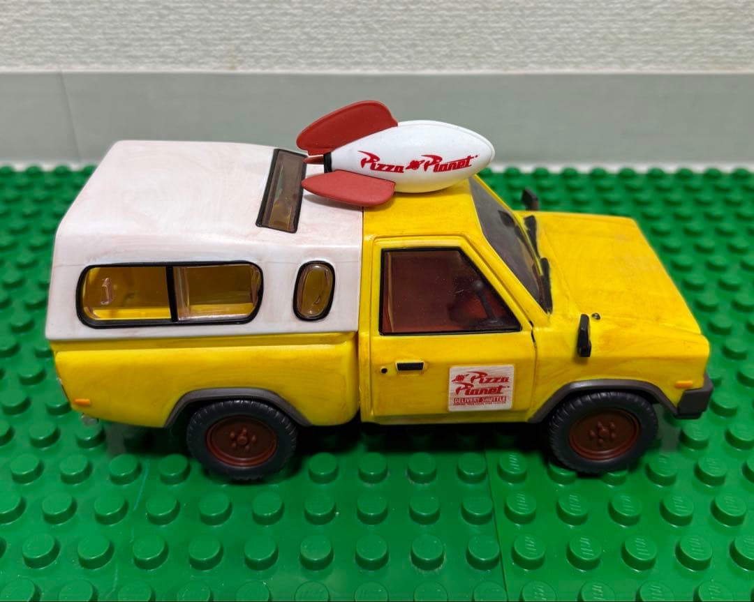 トイストーリー ピザプラネット 車 ムービングトラックセット