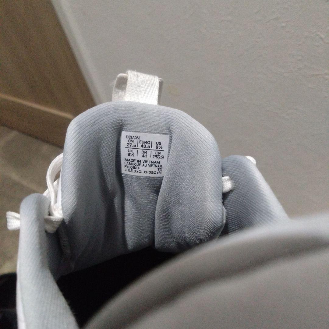 ASICS UNPRE ARS2 ホワイト バスケットシューズ