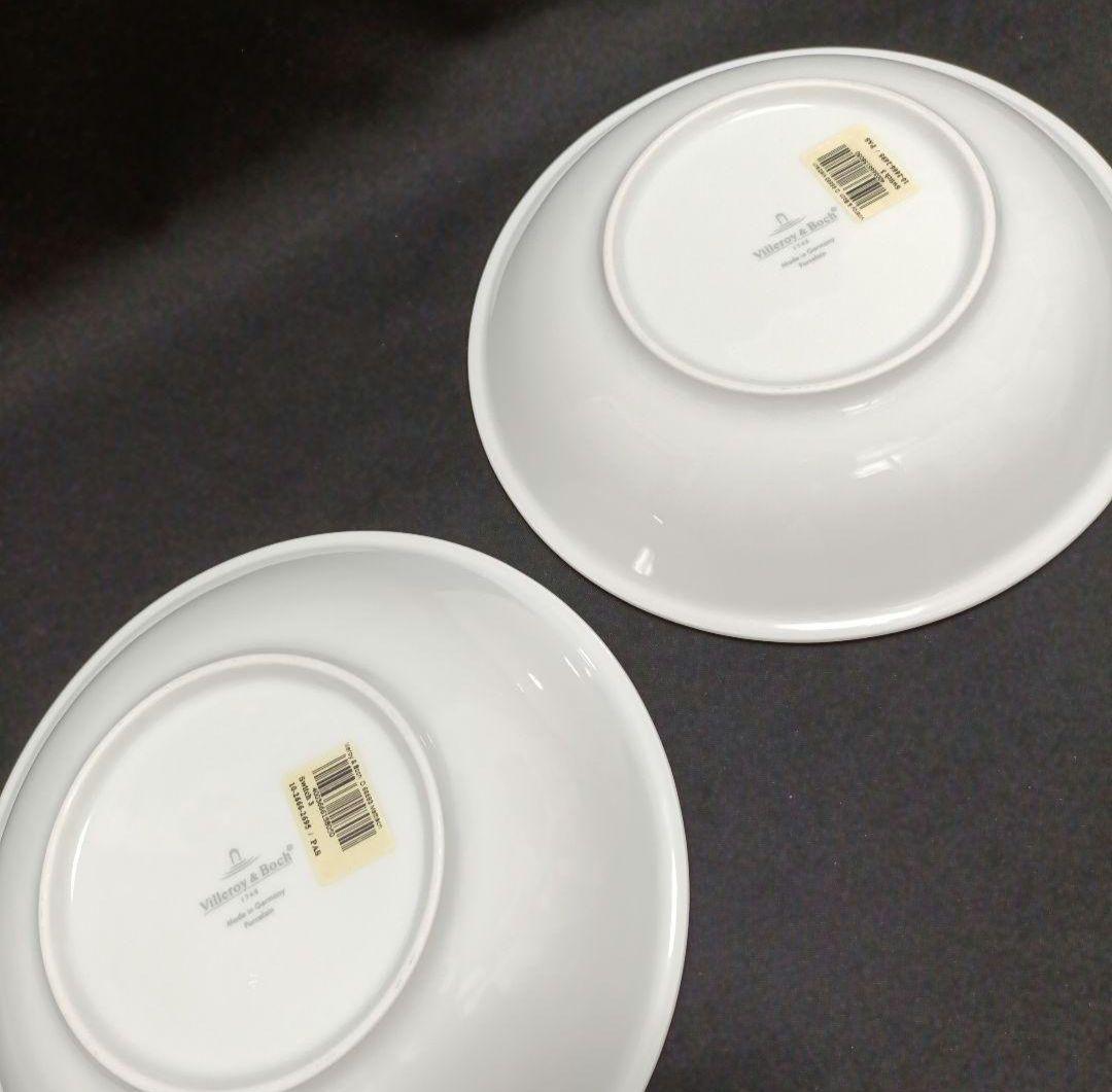 【未使用】 ビレロイ&ボッホ スイッチ３深皿２枚 + オマケのソースポット