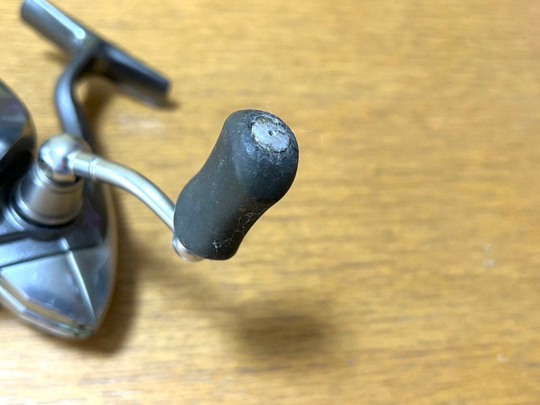 TW POWER 2500S シマノスピニングリール　【ジャンク扱い】