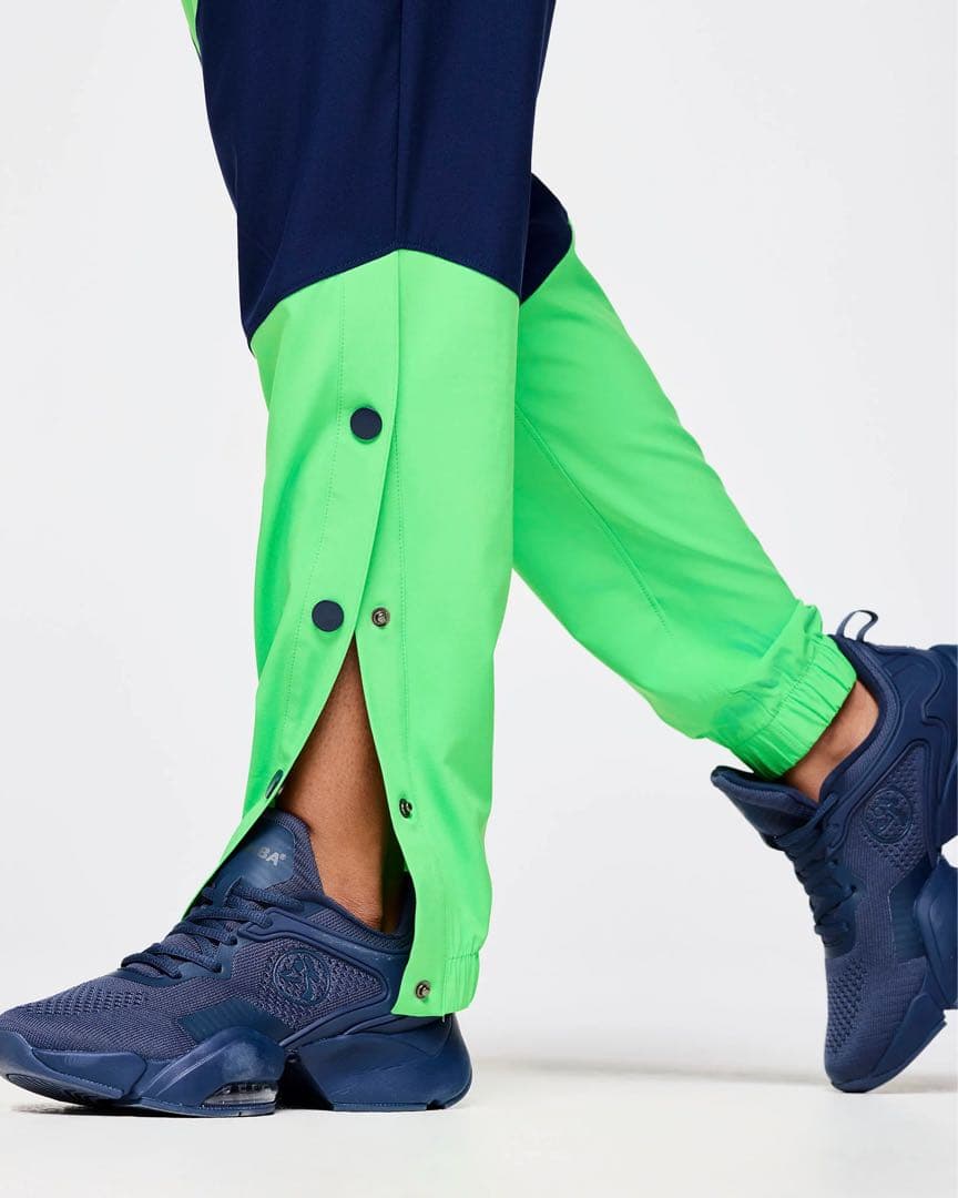 ★新品★ZUMBA®️男女兼用パンツM