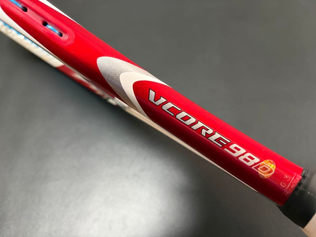【特別価格】VCORE 98D テニスラケットG3 硬式 2011年モデル