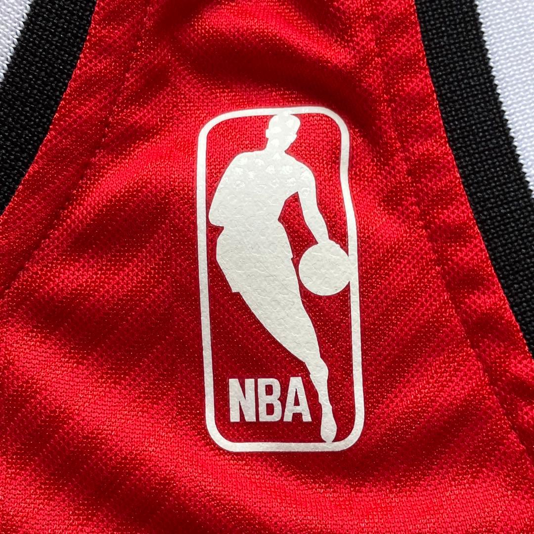 【美品】NBA ブルズ BULLS　adidas デリック・ローズ ユニフォーム