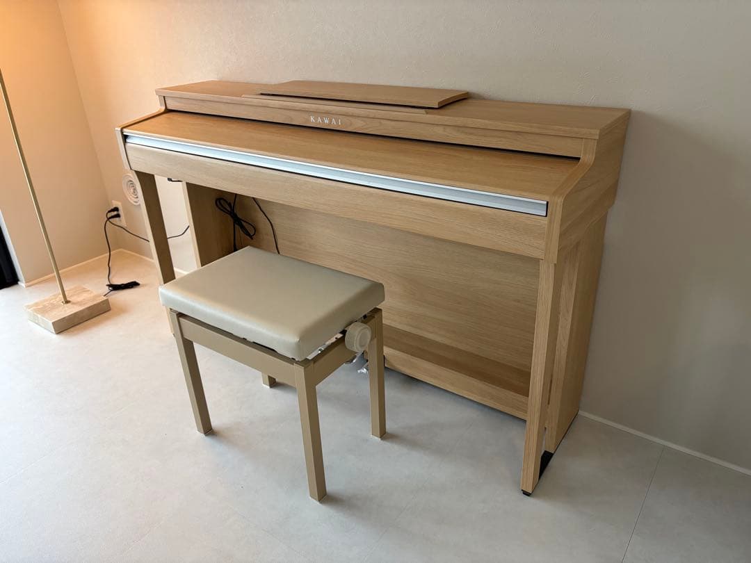 【送料込み】KAWAI 電子ピアノ CN201 2022年製※イス別売※