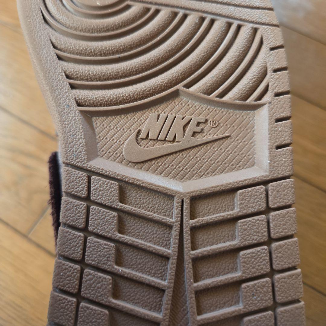 NIKE　ブラウン ハイカット バスケットボールシューズ