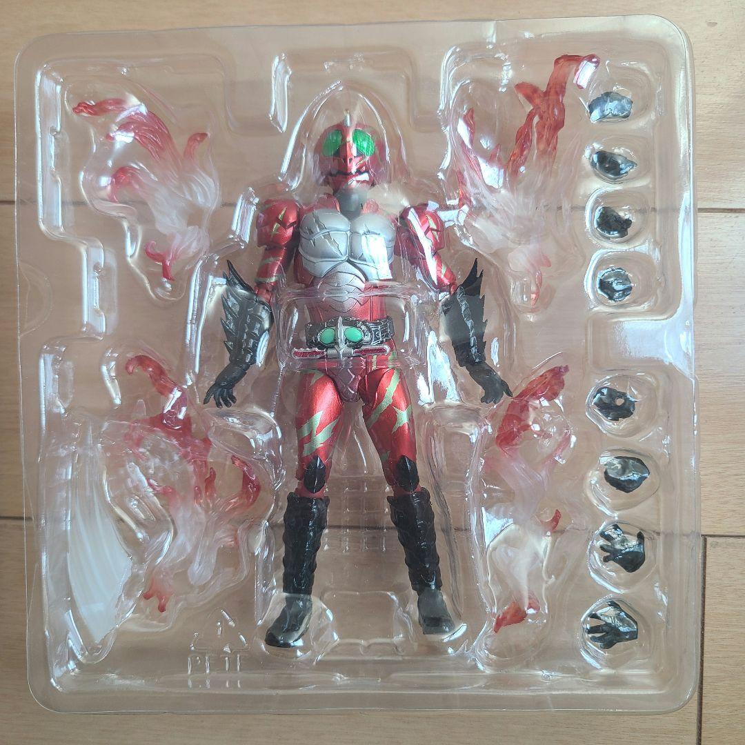 S.H.Figuarts 仮面ライダーアマゾンアルファ 限定版&ジャングレイダー