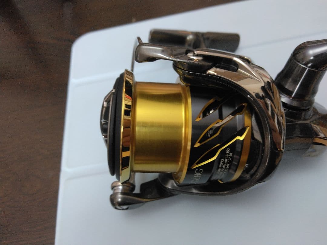 シマノ　ツインパワー c3000MHG