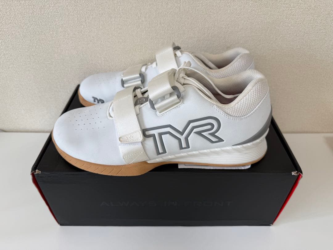 TYR リフティングシューズ ホワイト 28.4cm