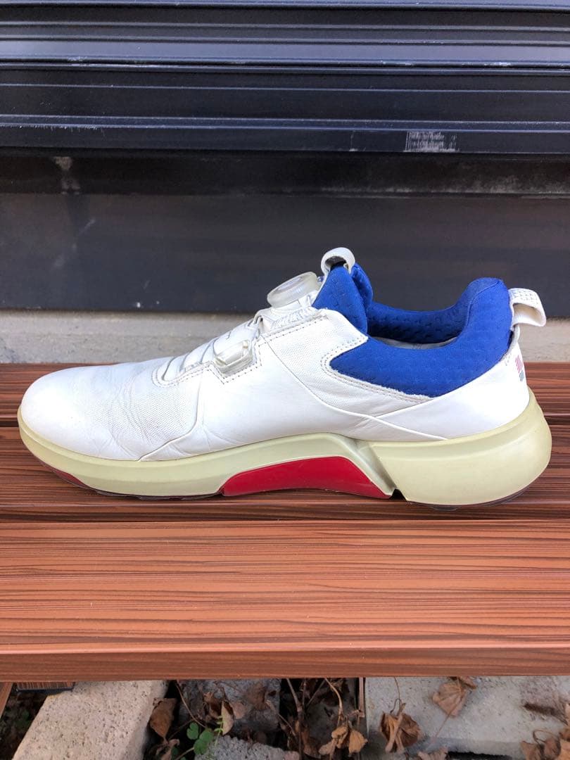美品 ECCO BIOM H4 ゴルフシューズ 42 26.0cmスパイクレス