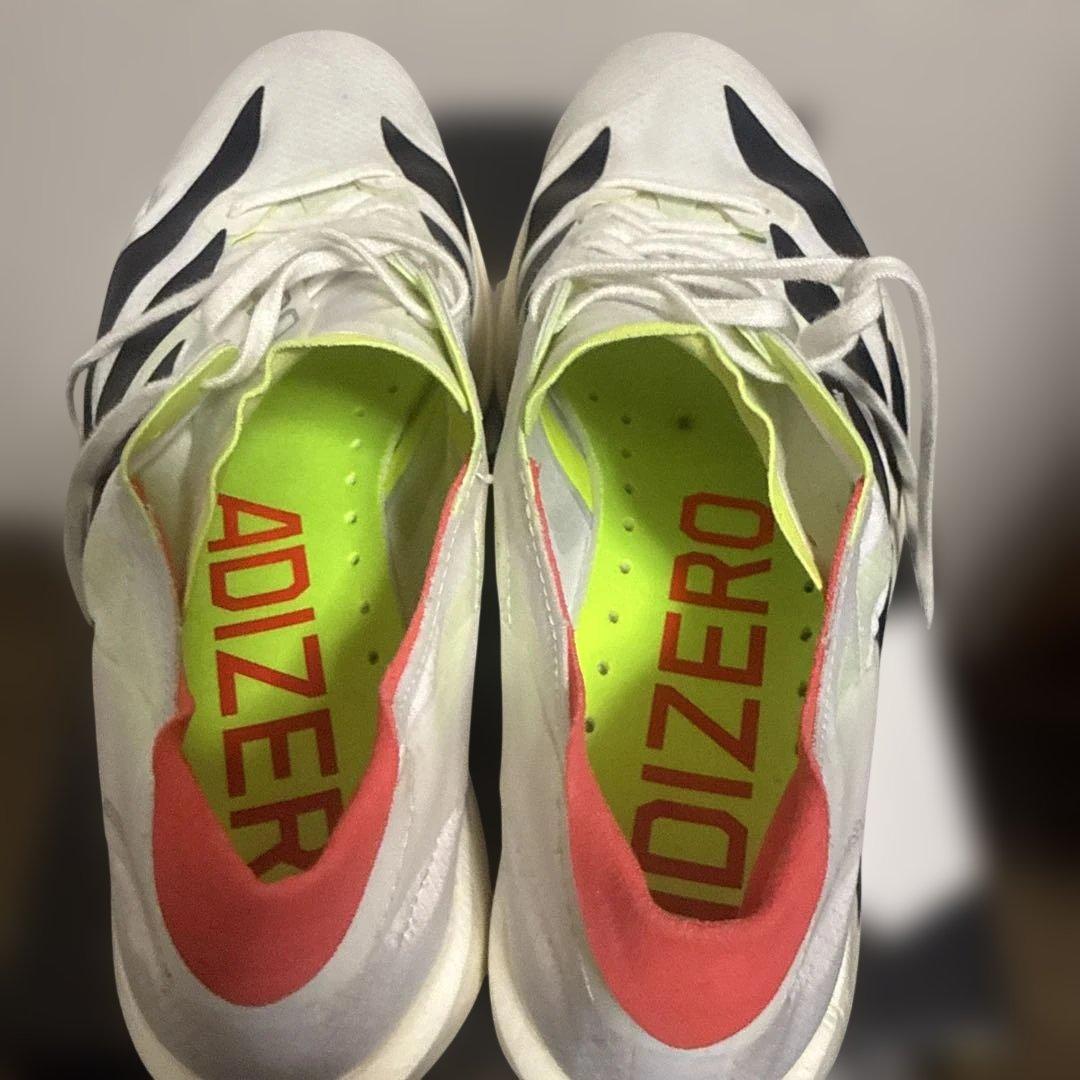 走行距離20キロ位　ADIZERO TAKUMI SEN 11 27cm
