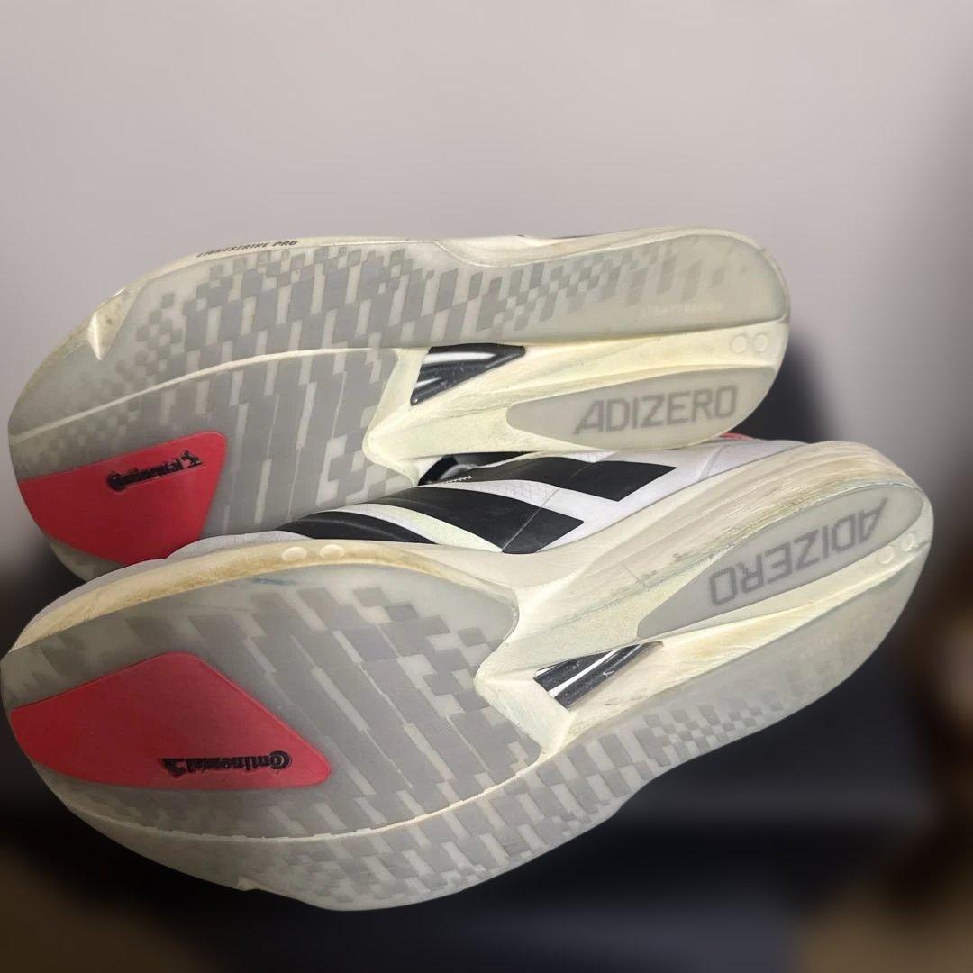 走行距離20キロ位　ADIZERO TAKUMI SEN 11 27cm