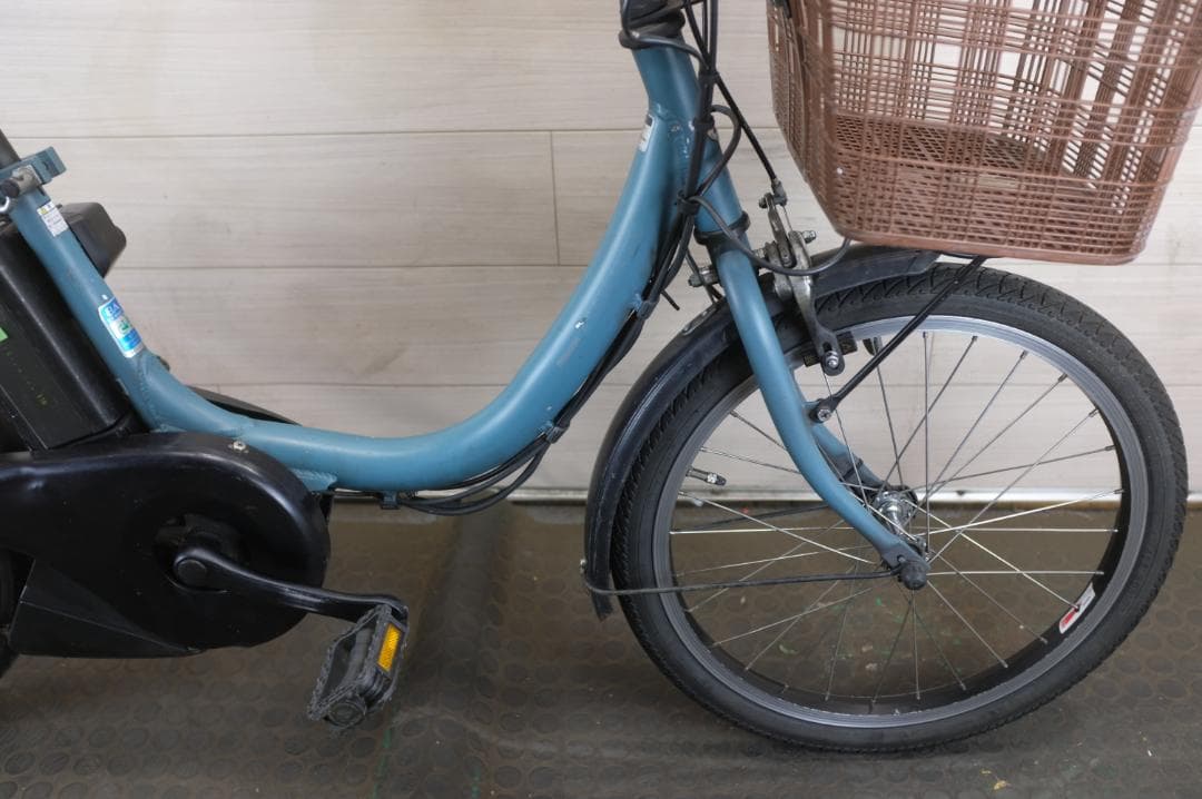 電動自転車BS アシスタ　UNI　20インチ　3段　8.7Ah充電器あり