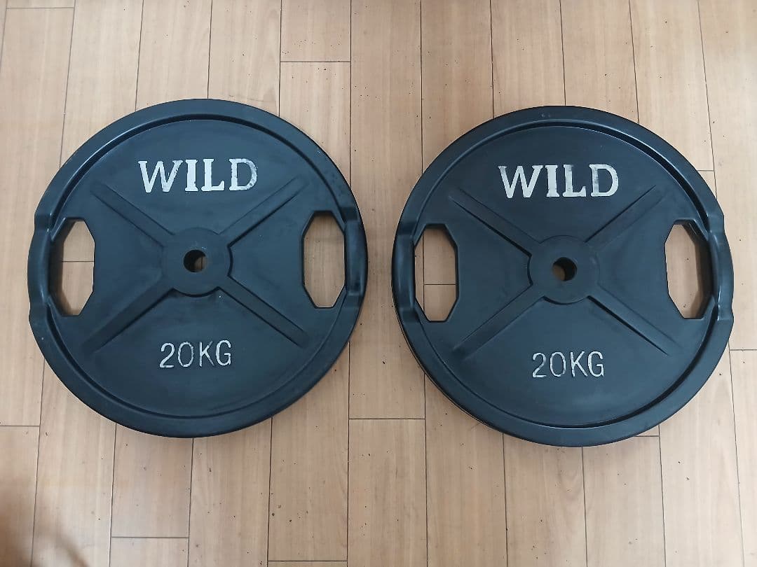 ② WILD FIT バーベル　プレート 20kg x 1 枚