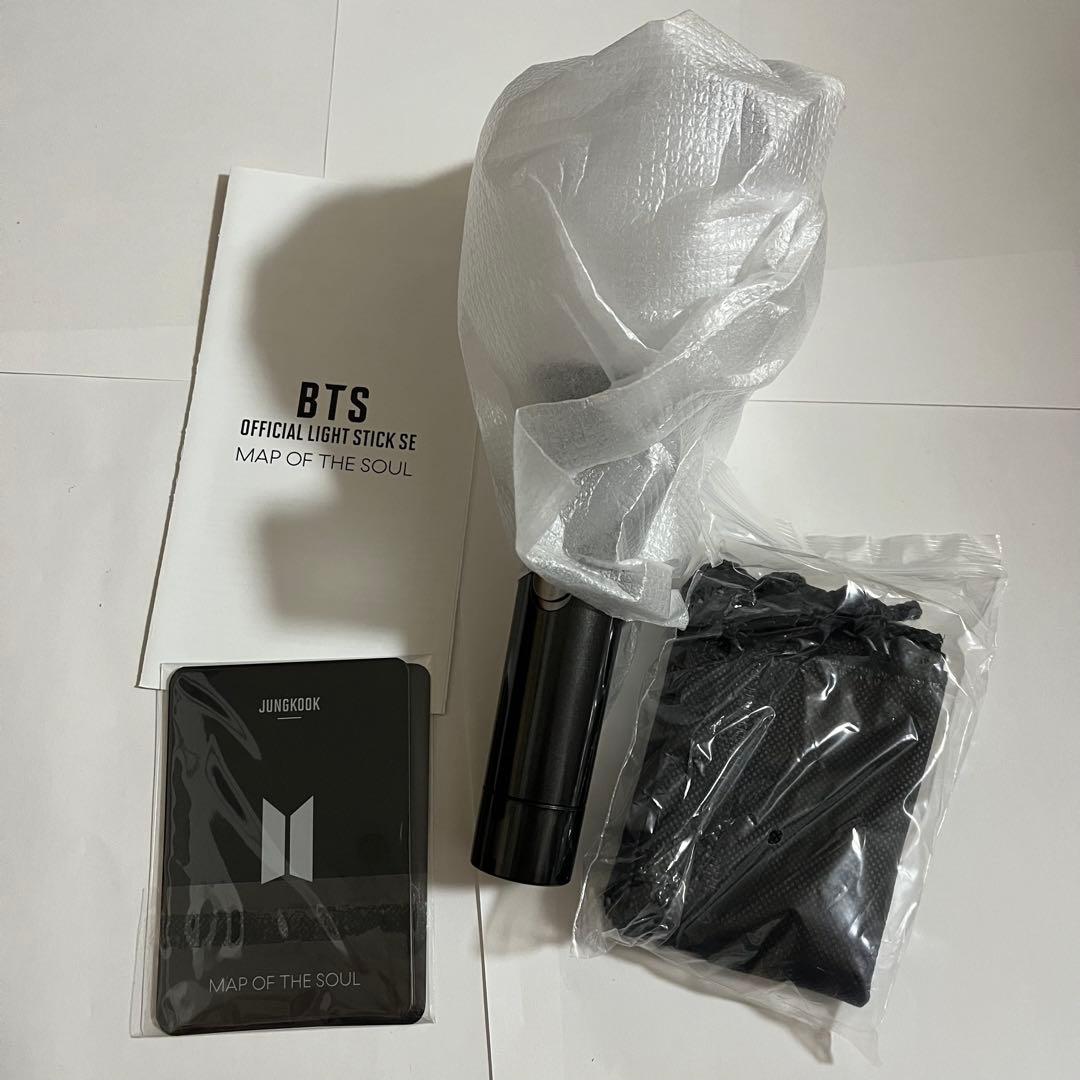 【BTS】アミボム　コンサートグッズ　ペンライト　トレカ付　専用袋付き　テテ
