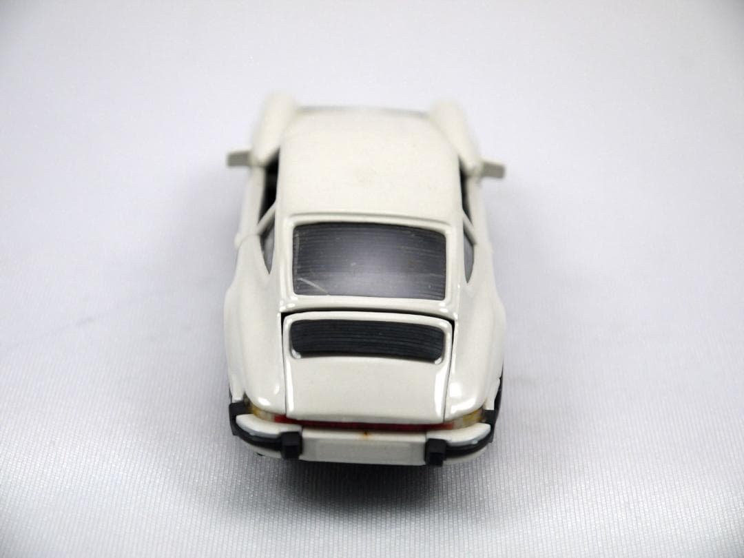1/43 NZG Modelle #261 ポルシェ カレラ3.2