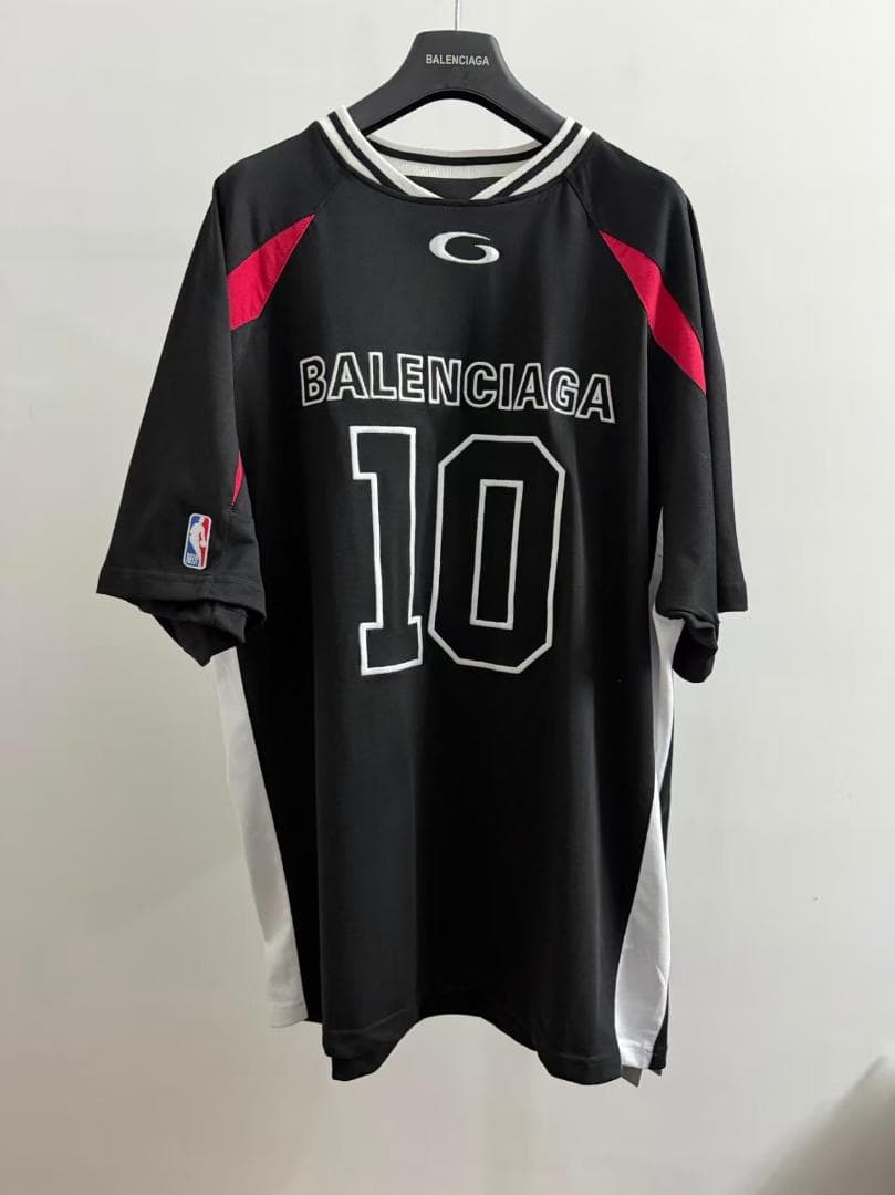 BALENClAGA×NBA26SSCOLLABORTIONオーバーサイズシャツ