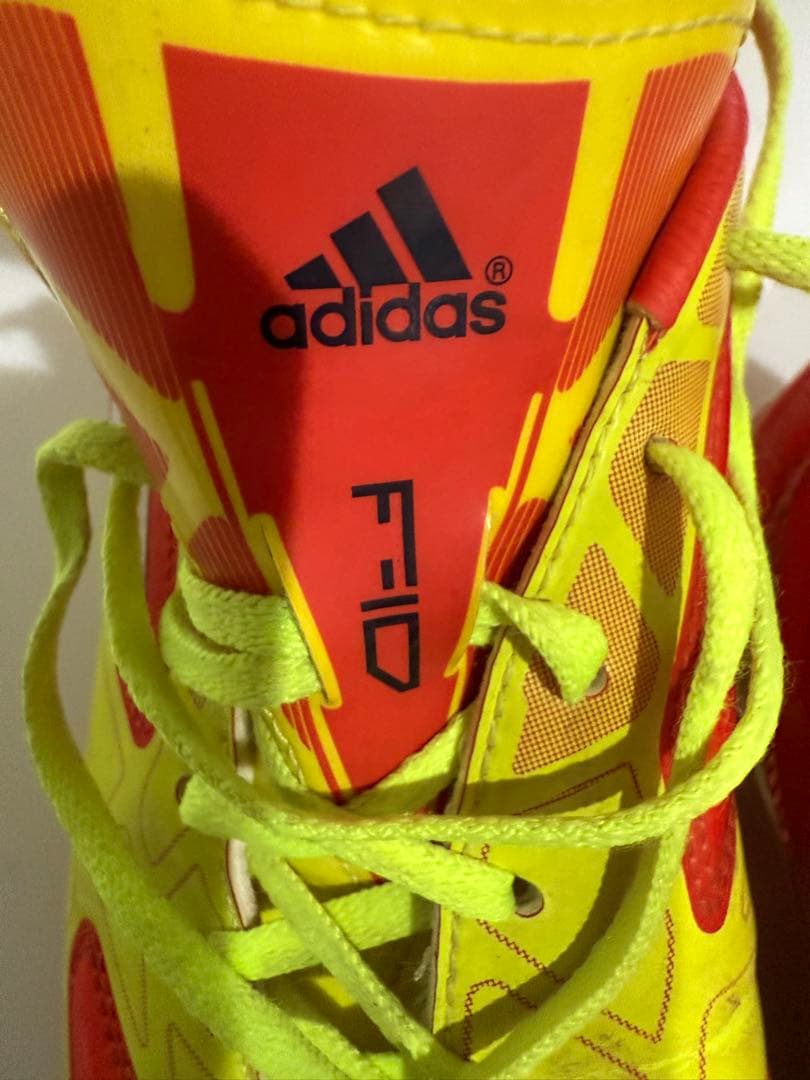 adidas F10 サッカーシューズ イエロー/オレンジ