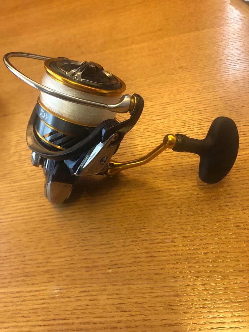 スピニングリール REVROS LT 5000D-CH